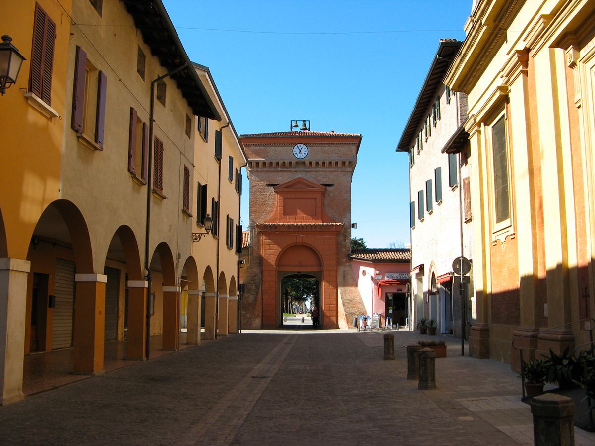 Castel_Guelfo_di_Bologna,Bologna,Centro_Storico,Archivio_Comune_di_Castel_Guelfgo_CC_BY_NC_SA